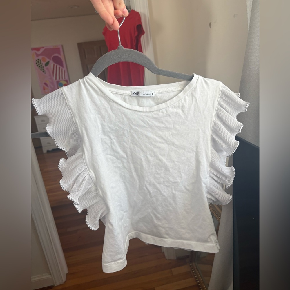 Zara White Short Sleeve Ruffle Top